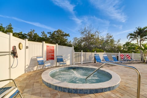 Balcony & Views: Sunny Indian Shores Condo! Apartment in Indian Shores