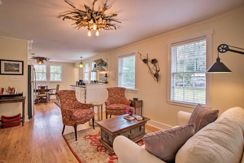 Savannah Cottage - 5 Mi to Wormsloe Historic Site! Cottage in Savannah