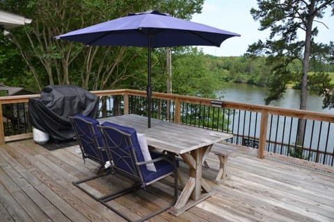 Lakefront Oasis w/ Private Dock in Hot Springs! House in Rockwell
