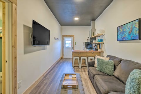 Long Beach Studio in Downtown - Walk to Ocean! Apartment in Long Beach