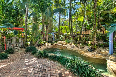 Luxe Home w/ Backyard Paradise, 1 Mi to Beach! House in Delray Beach