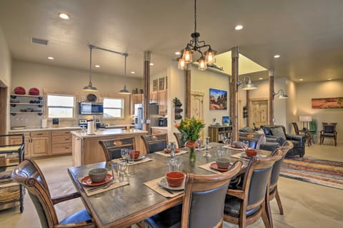 Unique Cortez Family Getaway w/ Mountain Views! House in Colorado