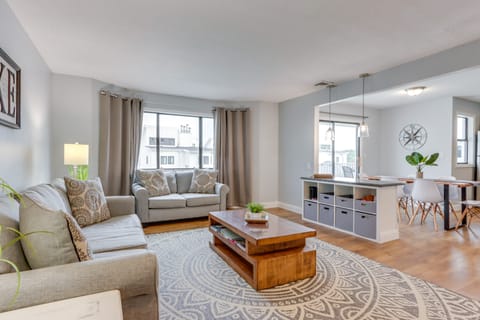 Walk to Shops & Lake: Pool-View Osage Beach Unit Apartment in Osage Beach