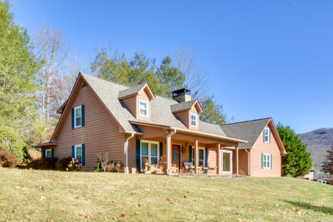 Resort Perks, Amazing Views: 3BR Sky Valley Home! House in Sky Valley