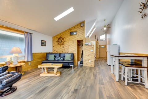 Sanderling Sea Cottages, Unit 11 Cottage in Oregon