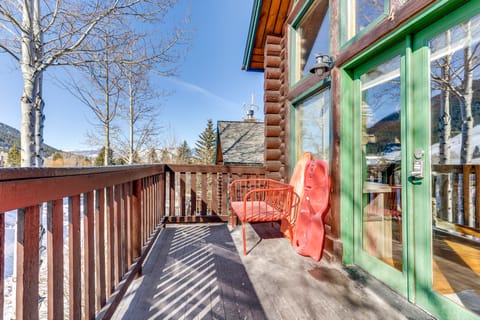 Cozy Mountain Condo Across From Snow King Ski Mtn! Apartment in Jackson
