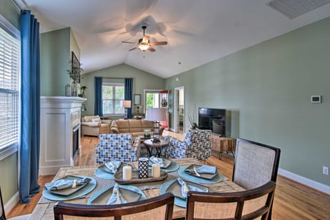 Peaceful Family-Friendly Home w/ Fireplace & Porch House in Weaverville