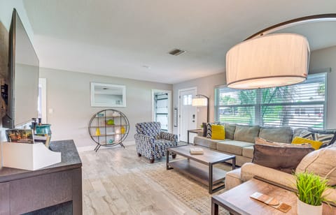 Dock, Kayaks & Bicycles: Crystal River Getaway! House in Crystal River