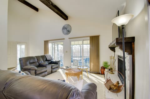 Furnished Porch! Margaritaville Resort Family Stay House in Lake of the Ozarks