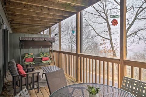 2 Mi to Silver Dollar City: Reed Springs Condo Apartment in Table Rock Lake