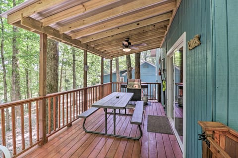 Ouachita River Cabin: Royal Haven w/ Dock! House in Garland County