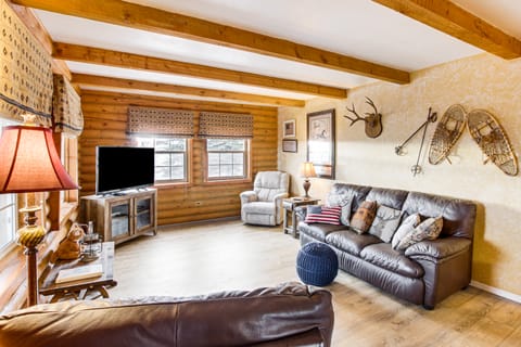 Scenic Views & Game Room: Garden City Retreat! House in Garden City