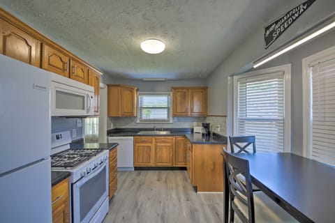 Steps to Speedway & Hall of Fame: Indy Home House in Indianapolis