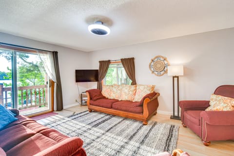 Lakefront Family Retreat w/ Private Dock! House in Rice Lake