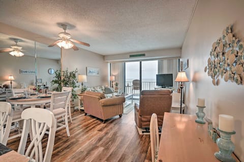 Oceanfront Garden City Beach Condo For Families! Apartment in Garden City