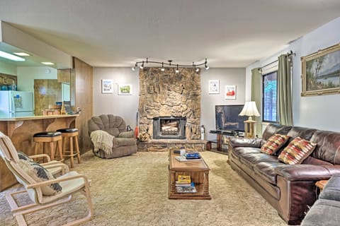 Home w/ Serene Deck in Twain Harte! House in Twain Harte