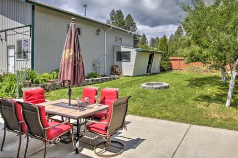 Sunny Home w/ Patio < 10 Mi to Lake Coeur d'Alene House in Post Falls