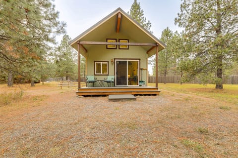 Kalispell Cabin 28 Miles to Glacier National Park! House in Idaho
