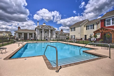 Walk to Lake + Pool Access! Family Gem in Afton Apartment in Ozark Mountains