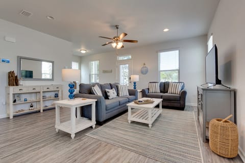 Coastal Port St Joe Getaway w/ Pool & Beach Access House in Florida