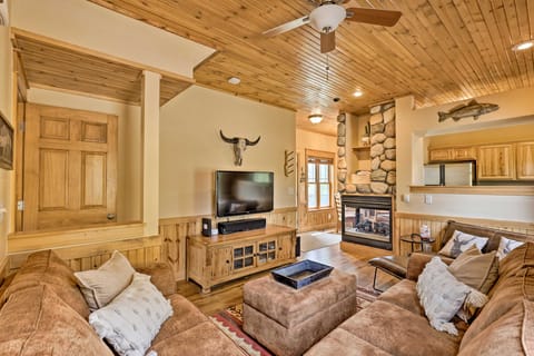Fish, Hike & Ski: Riverfront Granby Cabin! House in Granby