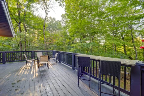 'Bear Crossing Chalet:' Beech Mountain Family Home House in Beech Mountain
