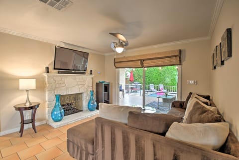 Palm Desert Abode: Pool, Walk to El Paseo District House in Indian Wells