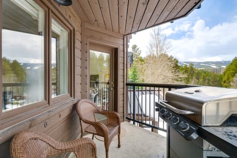 Hot Tub Access: Bright Breckenridge Condo Apartment in Breckenridge