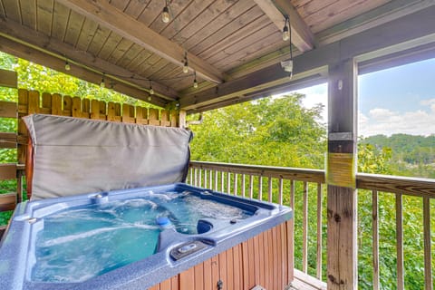 Douglas Lake Access: Family Cabin in Sevierville! House in Douglas Lake