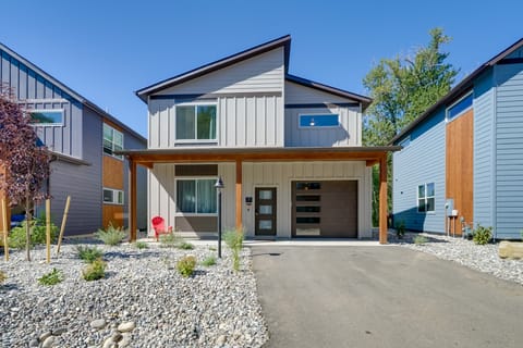 Bozeman Home w/ Deck: Walk to Fishing, Hot Springs House in Idaho
