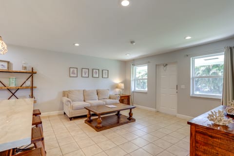 < 3 Mi to Juno Beach: Coastal Townhome w/ Patio! Apartment in Palm Beach Gardens