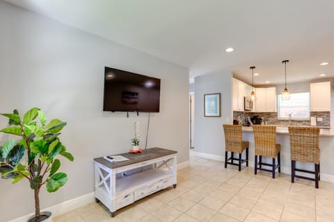 Palm Beach Townhome: 4 Mi to Juno Beach Park! Apartment in Palm Beach Gardens