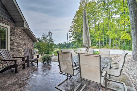 Modern Arcadia Farmhouse on 80 Acres w/ Fire Pit! House in Michigan