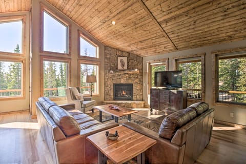 Fairplay Dream Escape: 27 Miles to Breckenridge! House in Park County