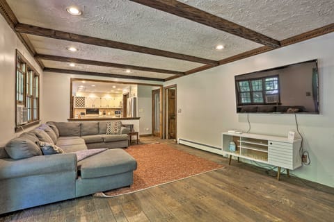 Charming Saylorsburg Retreat w/ Game Room & Patio! House in Pocono Mountains