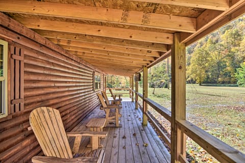 Parsons ‘Semper Fi’ Cabin w/ Fire Pit! House in Shenandoah Valley