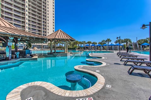 Resort Amenities: Chic North Myrtle Beach Condo! Villa in Briarcliffe Acres