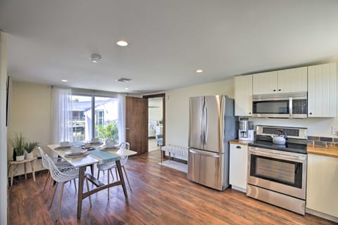 Waterfront Matlacha Island Cottage w/ Dock! House in Matlacha