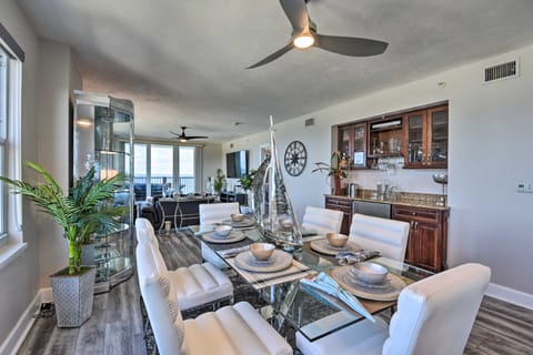 Luxe Daytona Beach Resort Retreat w/ Ocean Views! Apartment in Daytona Beach Shores