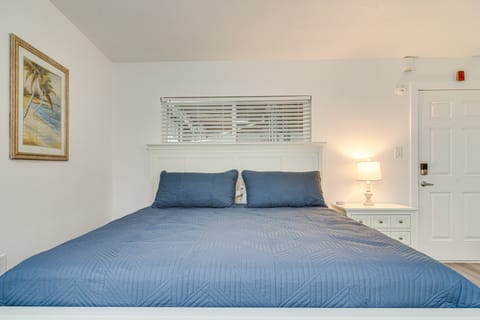 Idyllic Pass-A-Grille Studio - Walk to the Beach! Apartment in Pass-a-Grille