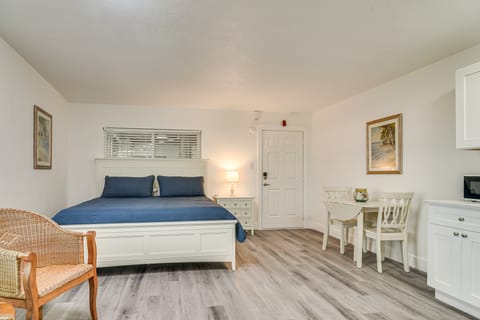 Idyllic Pass-A-Grille Studio - Walk to the Beach! Apartment in Pass-a-Grille