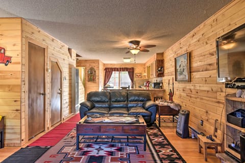 Downtown Red River Retreat w/ Mtn Views + Yard Apartment in Red River
