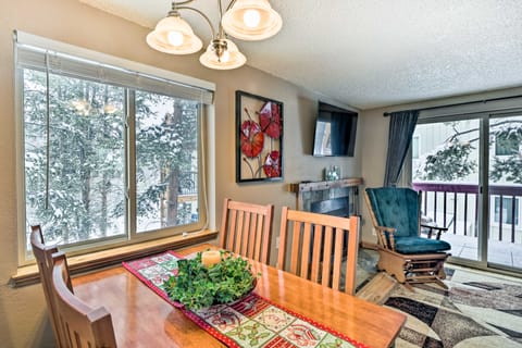 Free Ski Shuttle: Mtn Escape in Breckenridge! Apartment in Breckenridge