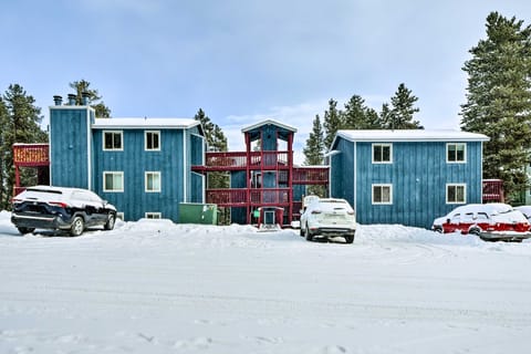 Free Ski Shuttle: Mtn Escape in Breckenridge! Apartment in Breckenridge