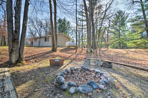 ORV, Snowmobiling & Hunting Cabin on Groomed Trail House in Michigan