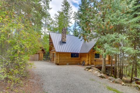 Hand-Crafted Cabin w/ Whitefish Lake Views! House in Whitefish