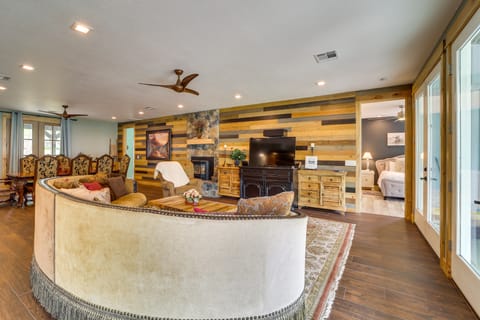 Hot Tub, Game Room & More! Lakefront Home in Afton House in Ozark Mountains