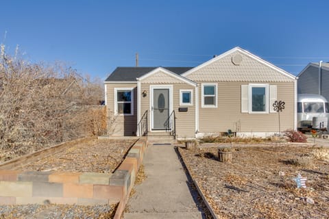 Adventure Home Base - 7 Blocks to Downtown! House in Grand Junction