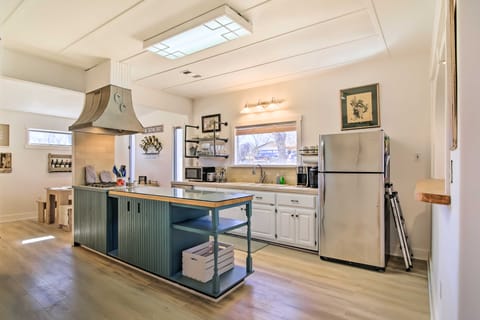 Texas Home w/ Backyard Oasis, Walk to Main St House in Fredericksburg