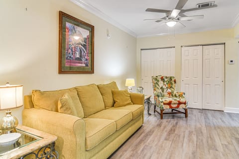 Unit 3 Blocks Gulf to Beaches Historical Museum! Apartment in Pass-a-Grille